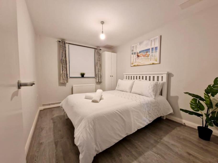 Contemporary City Centre Flat Belfast Buitenkant foto